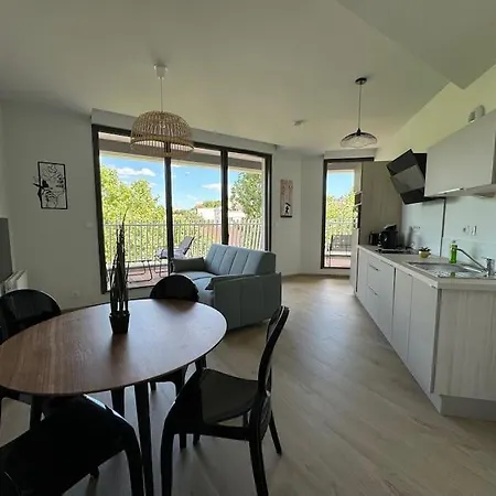 F2 Neuf Cosy Et Elegant Avec Terrasse, Parking, Wifi Apartment Chamalieres Exterior photo