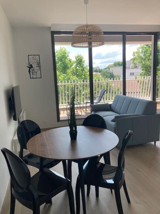 F2 Neuf Cosy Et Elegant Avec Terrasse, Parking, Wifi Appartement Chamalières